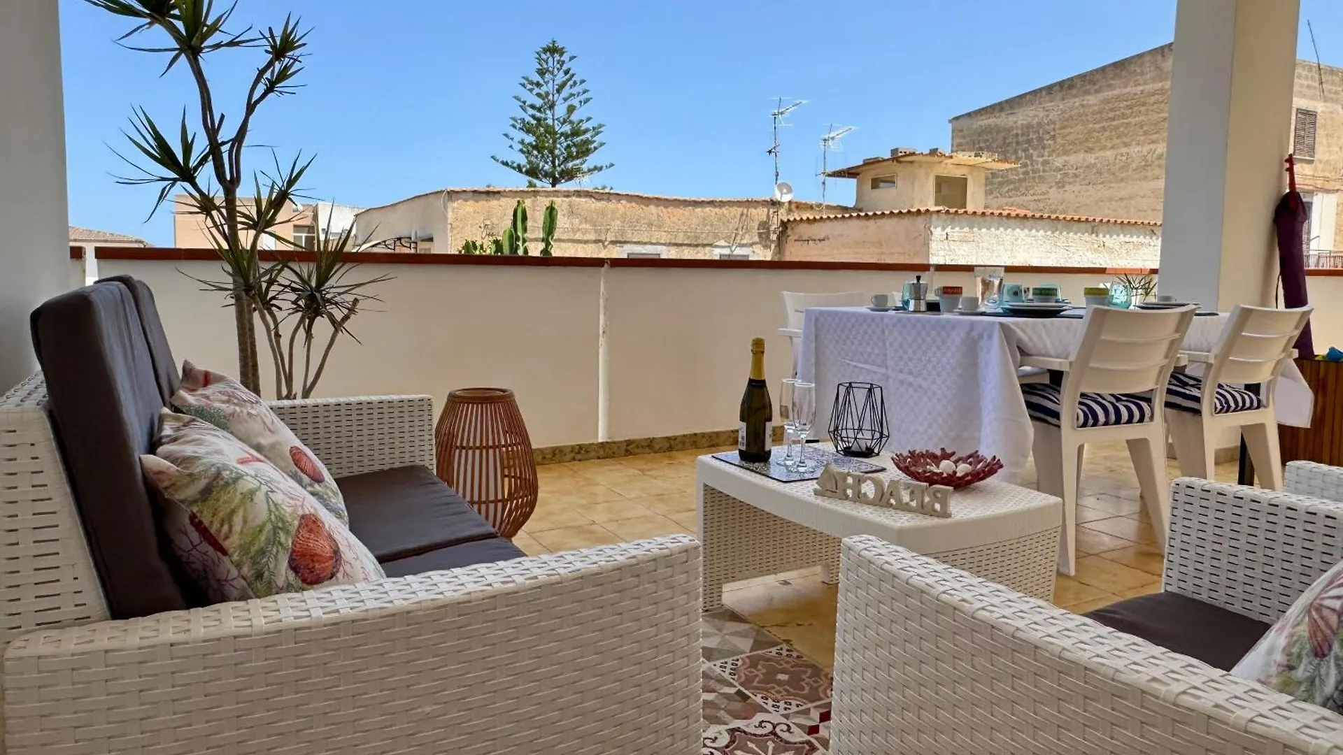 Relax And Comfort 3 Bedrooms With Ac Near The Beach With Terrace And Free Parking 알카모 0*,  이탈리아